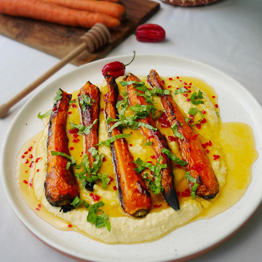 Carrots & Hummus Carrots & Hummus